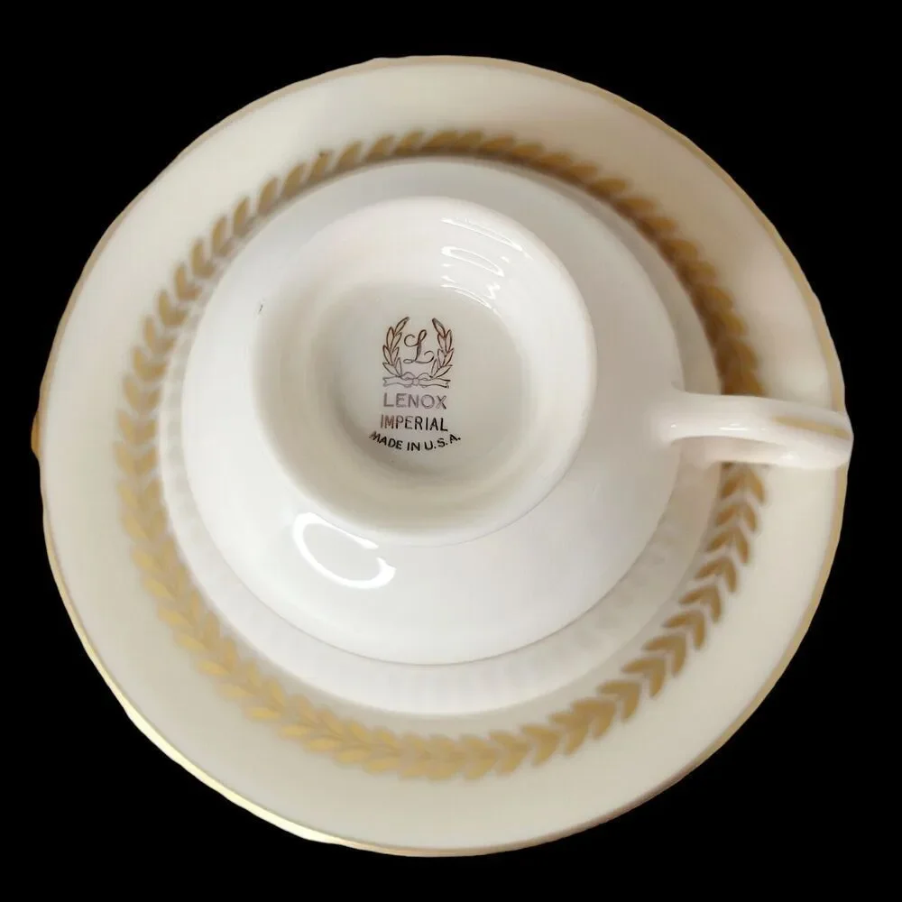 Vtg Set of 2 LENOX Imperial Ivory China Gold Laurel Trim Tea Cup Saucer‎ Green